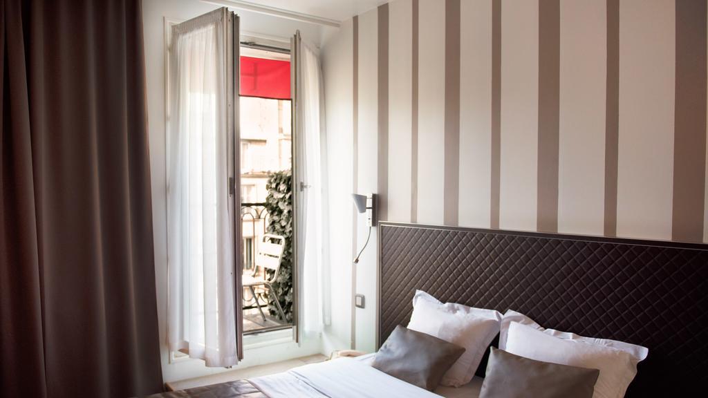 Hotel De Venise Paris Bagian luar foto