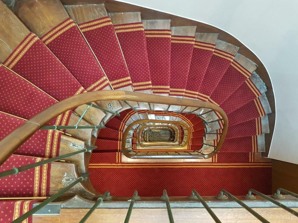 Hotel De Venise Paris Bagian luar foto